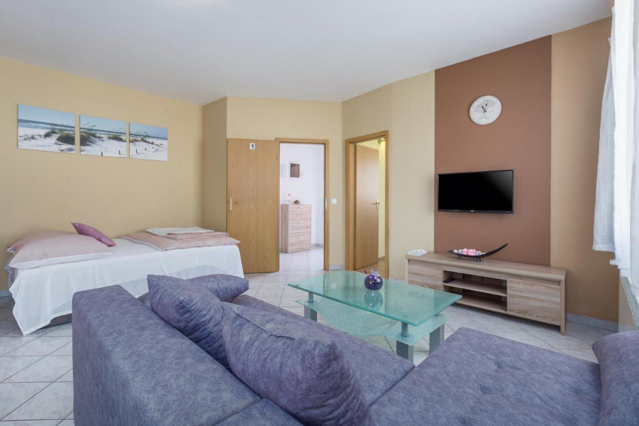 Apartman App Ruzica Finida